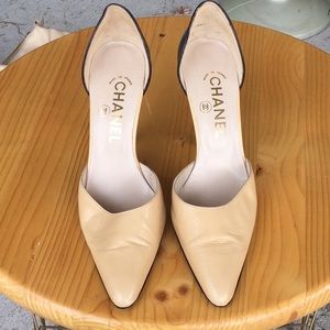 Chanel pumps